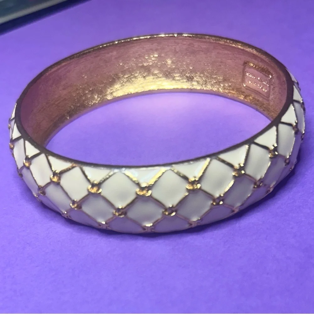 Kate Spade New York Cream and Gold Tone Lattice Bangle Bracelet, NWOT, Designer